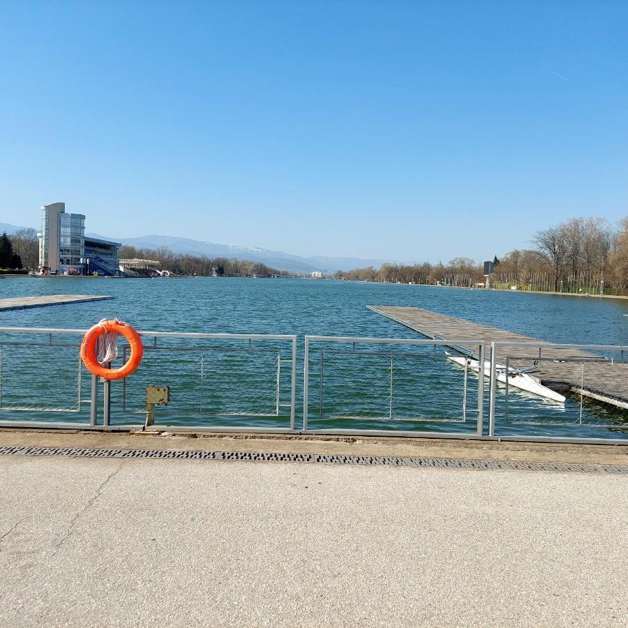 Rowing Base Apartment Plovdiv Exteriör bild