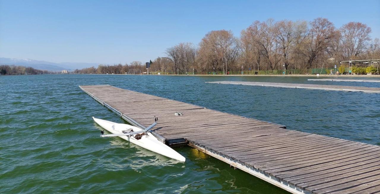 Rowing Base Apartment Plovdiv Exteriör bild